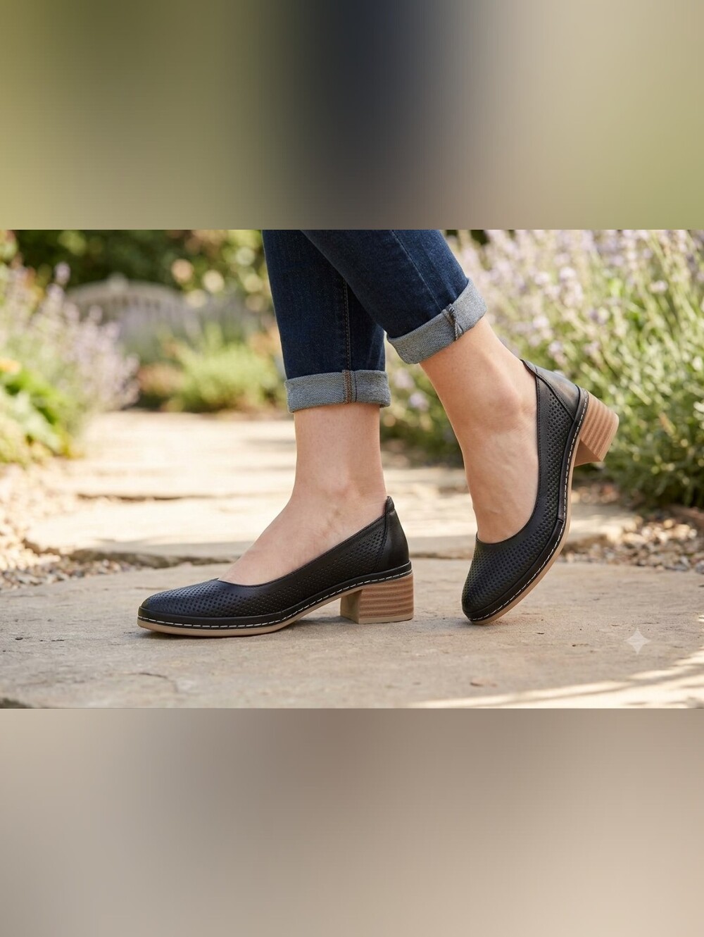 Spring Step Comfort Low Block Heel Pump Perforated Leather Size 37/6.5